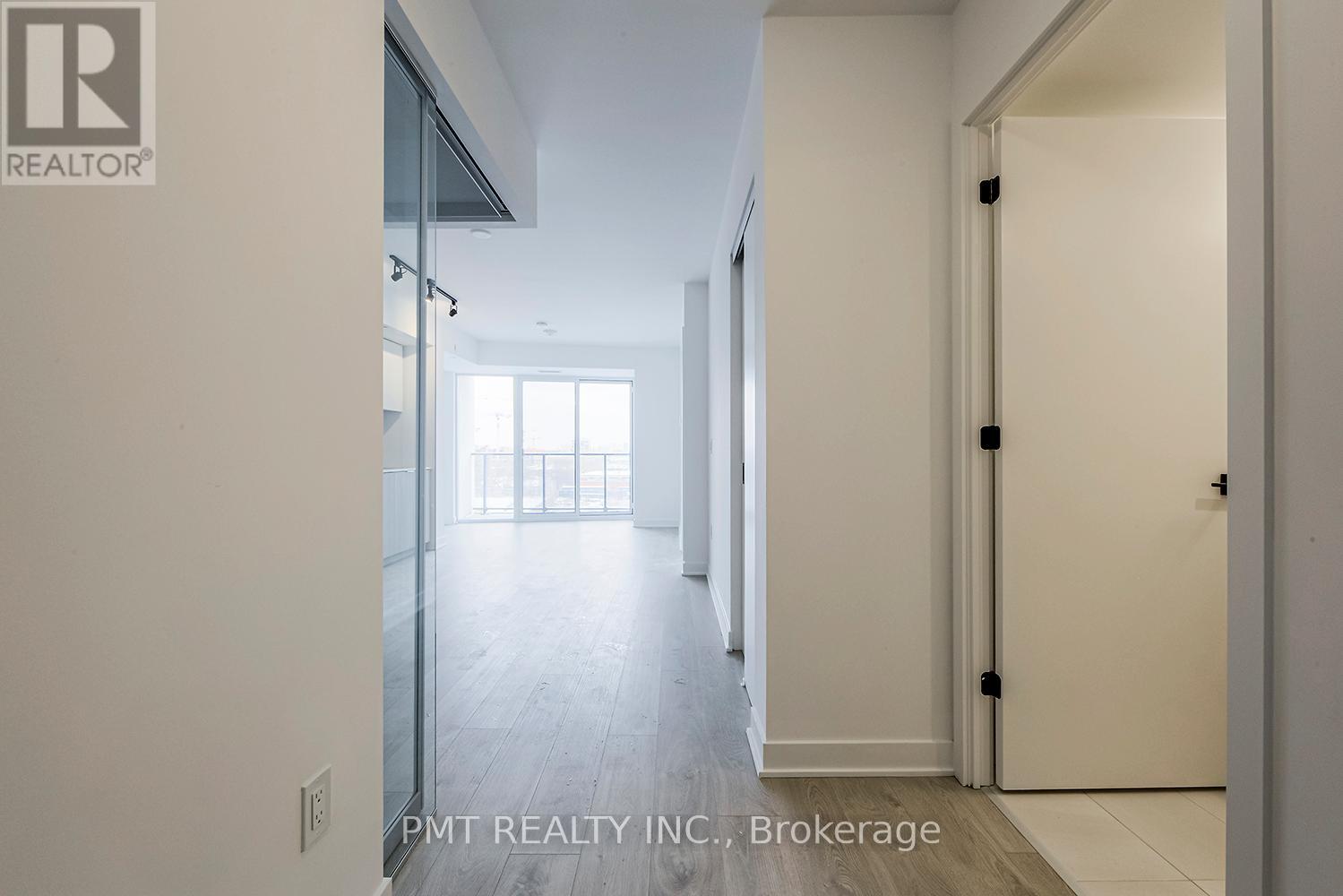 516 - 36 Zorra Street, Toronto, Ontario  M8Z 4Z7 - Photo 17 - W12736394