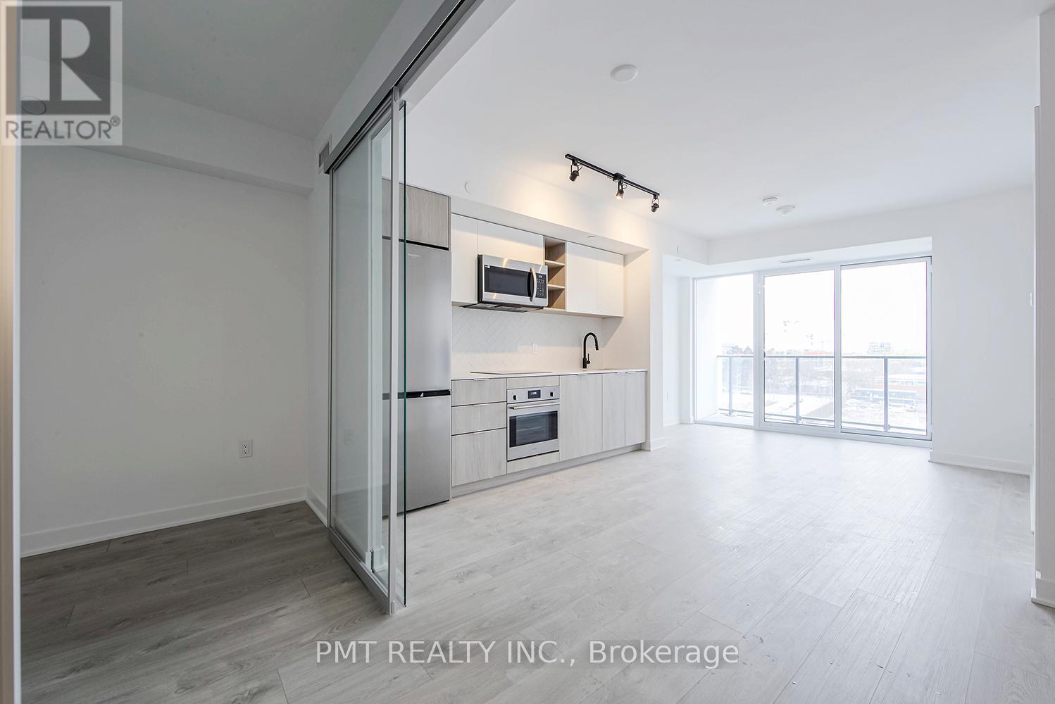 516 - 36 Zorra Street, Toronto, Ontario  M8Z 4Z7 - Photo 6 - W12736394