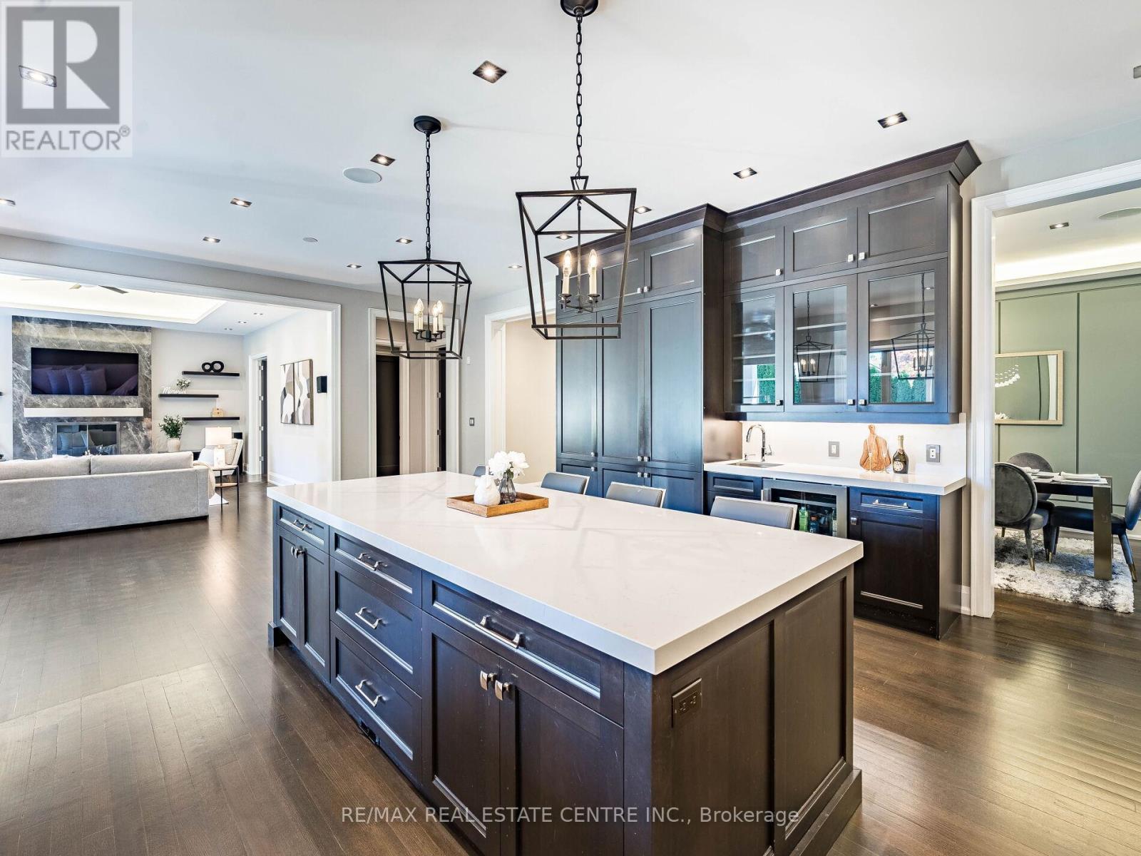 122 Wimbleton Road, Toronto, Ontario  M9A 3S6 - Photo 15 - W12736436