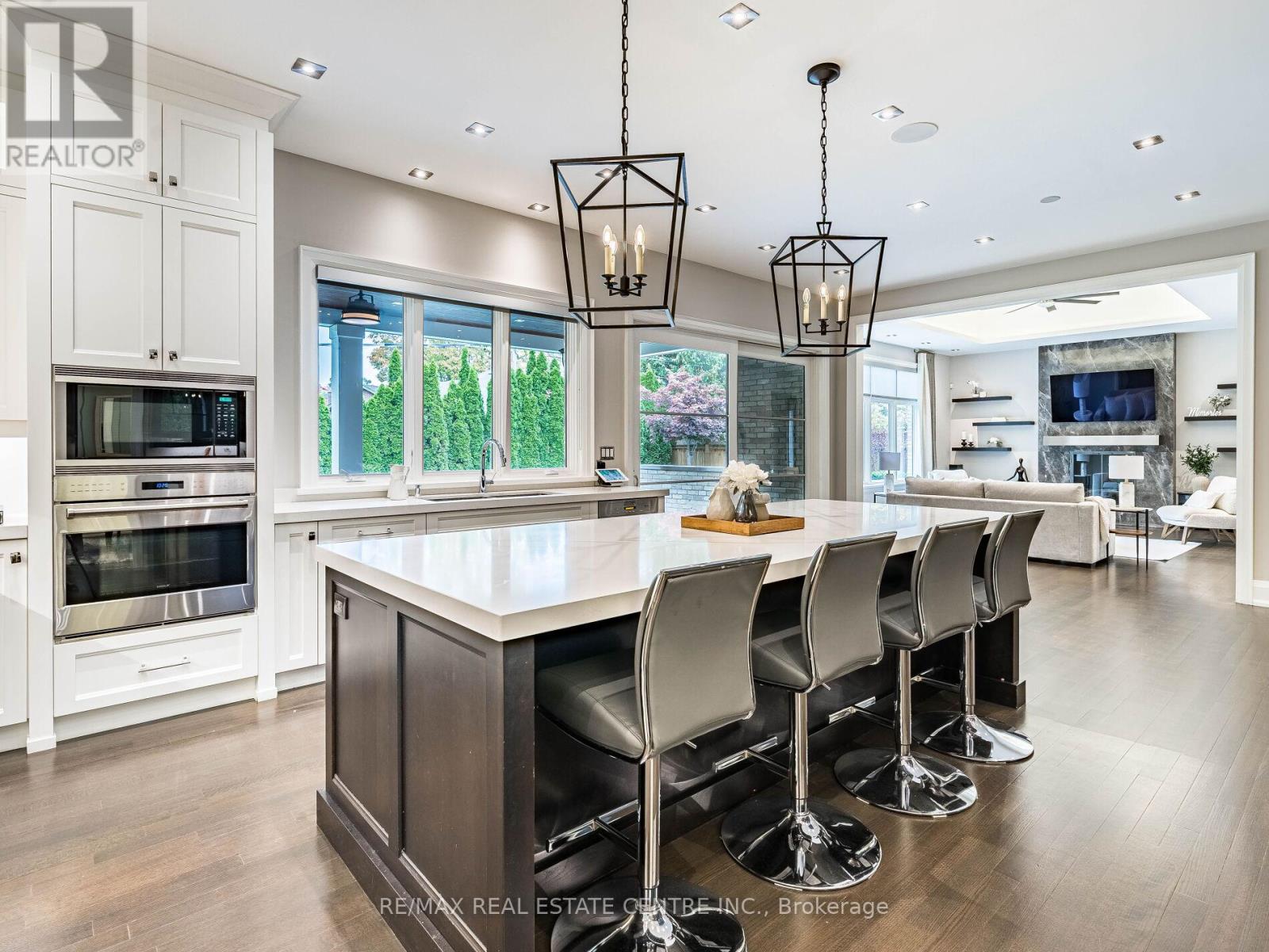 122 Wimbleton Road, Toronto, Ontario  M9A 3S6 - Photo 16 - W12736436