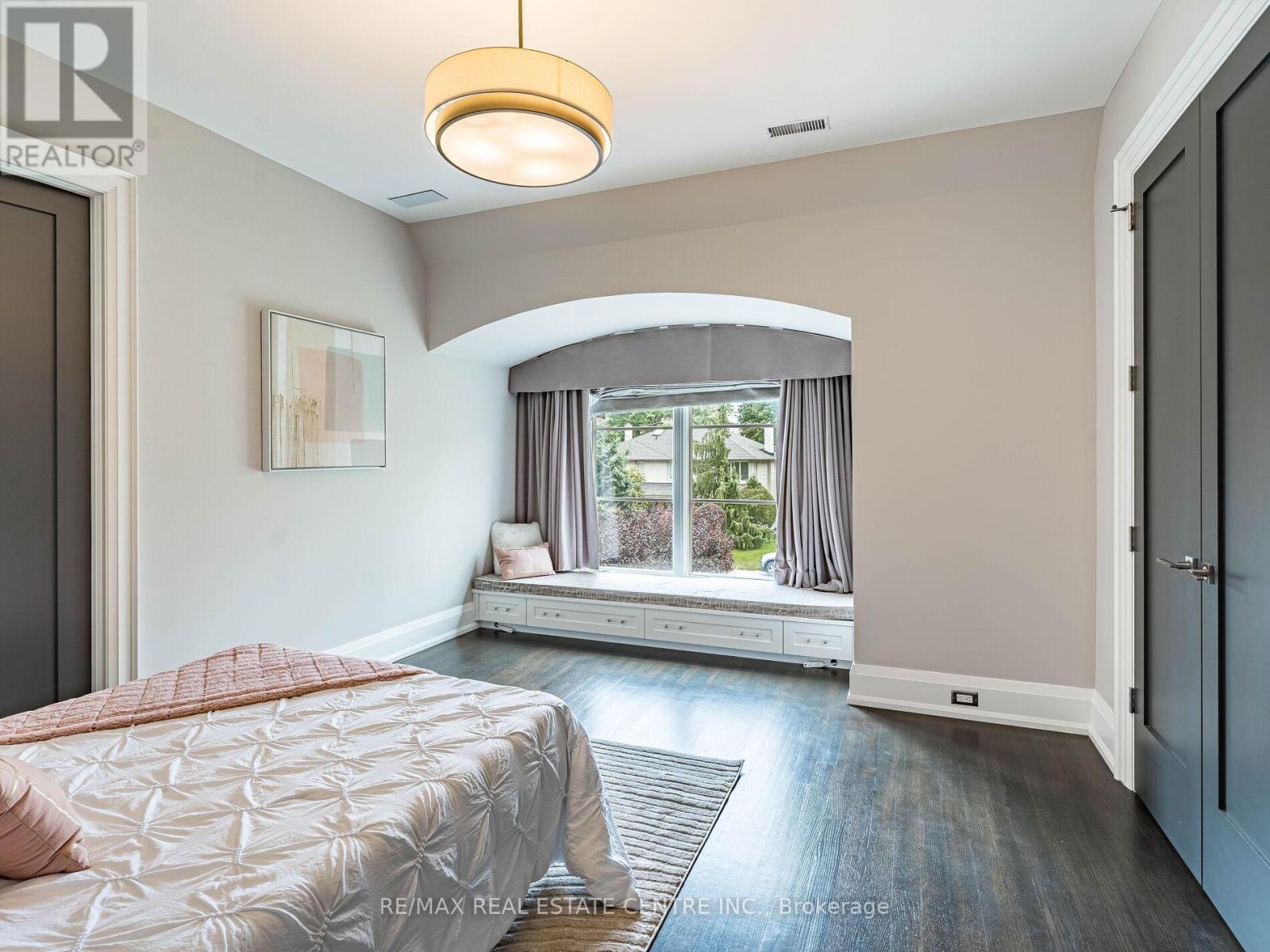 122 Wimbleton Road, Toronto, Ontario  M9A 3S6 - Photo 37 - W12736436