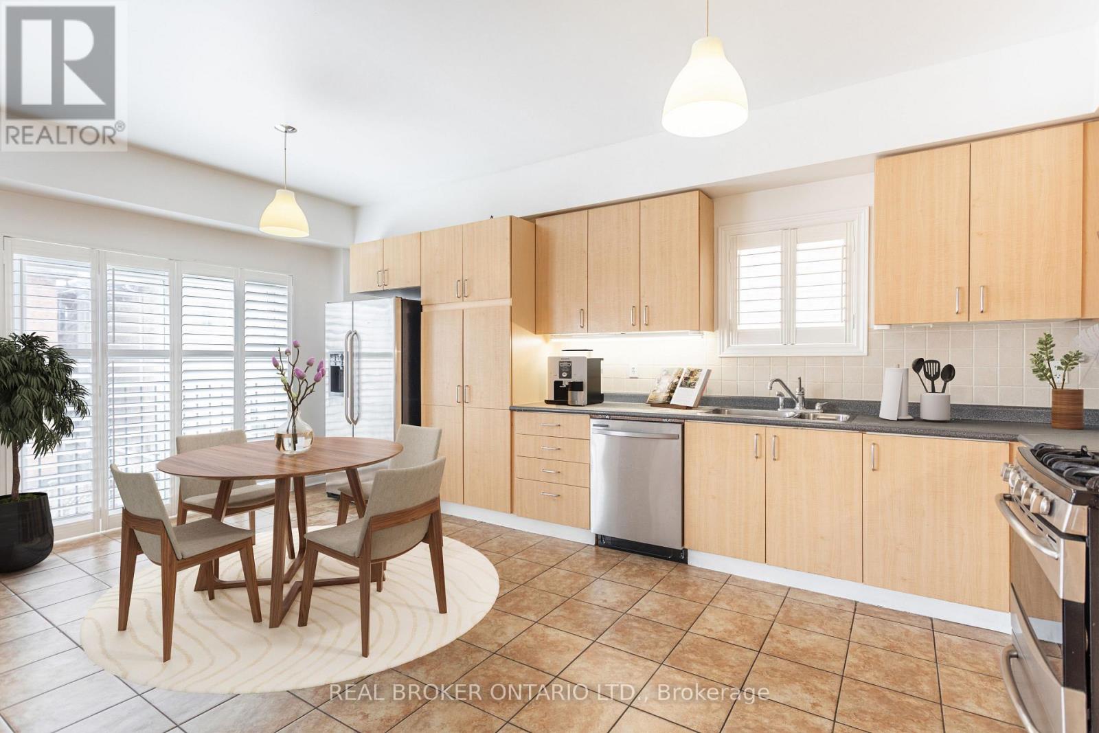 120 Boom Road, Vaughan, Ontario  L6A 3X9 - Photo 7 - N12736404