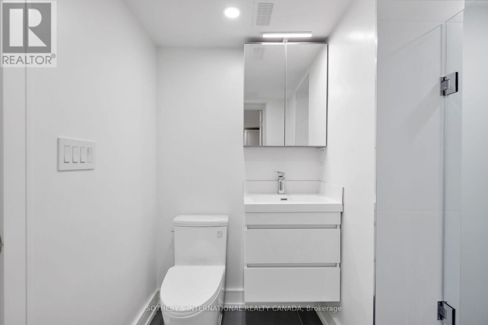 159 Humbervale Boulevard, Toronto, Ontario  M8Y 3P9 - Photo 47 - W12728724