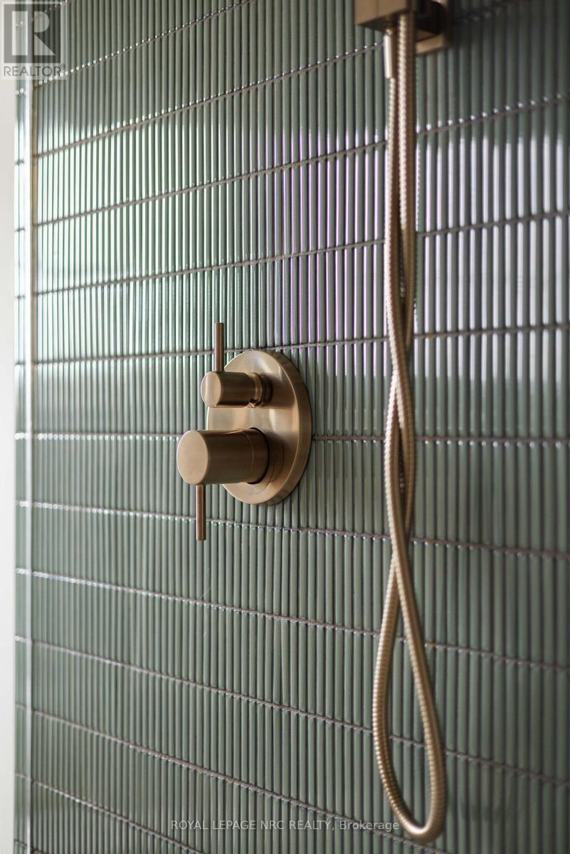 70f - 574 Seneca Drive, Fort Erie, Ontario  L2A 1C2 - Photo 24 - X12733696