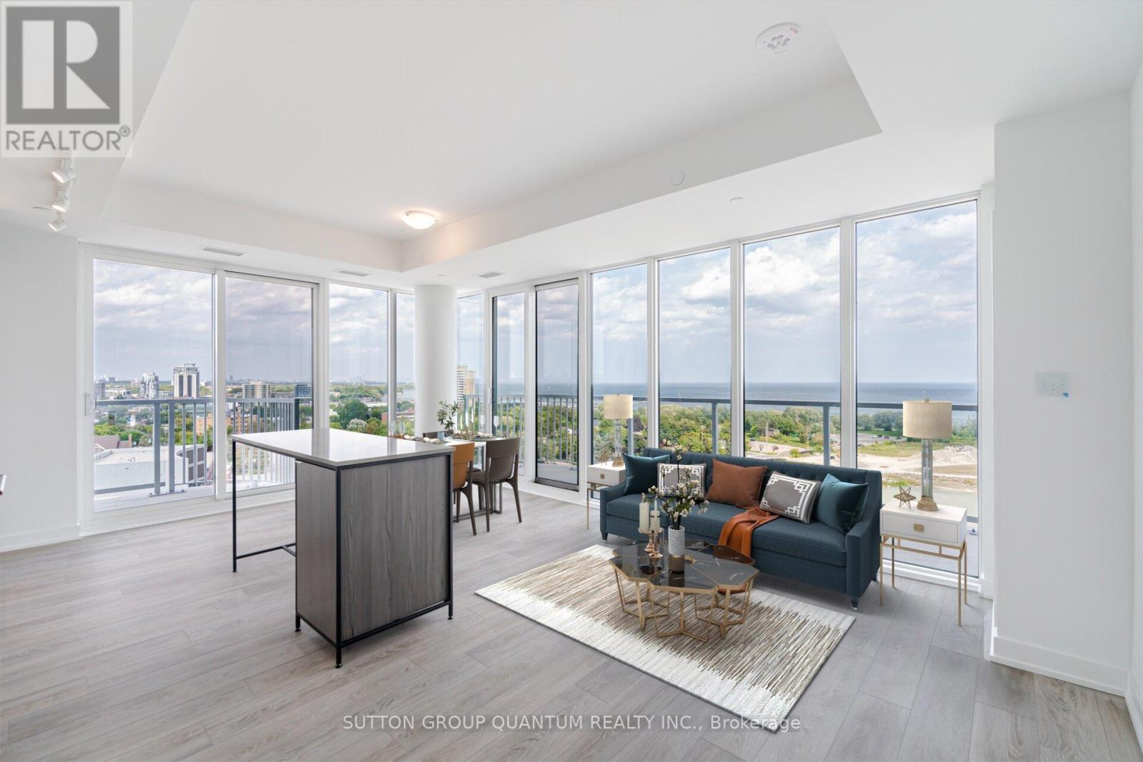 1305 - 220 MISSINNIHE WAY, Mississauga, Ontario