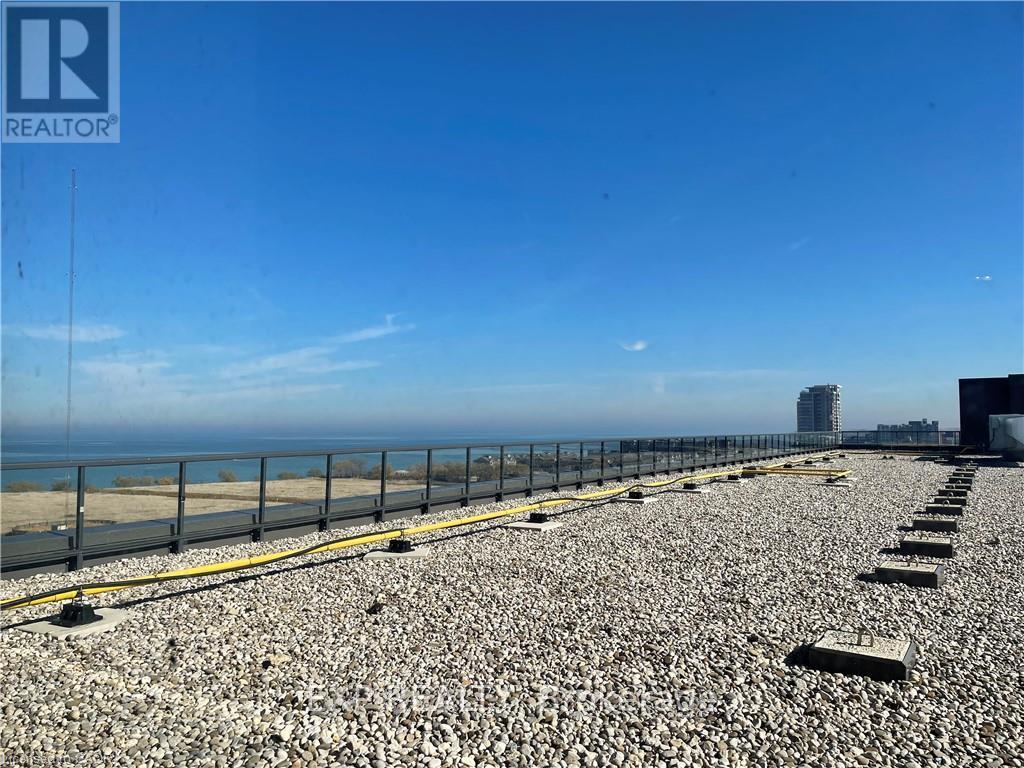 550 North Service Road, Grimsby, Ontario  L3M 4E8 - Photo 10 - X12736314