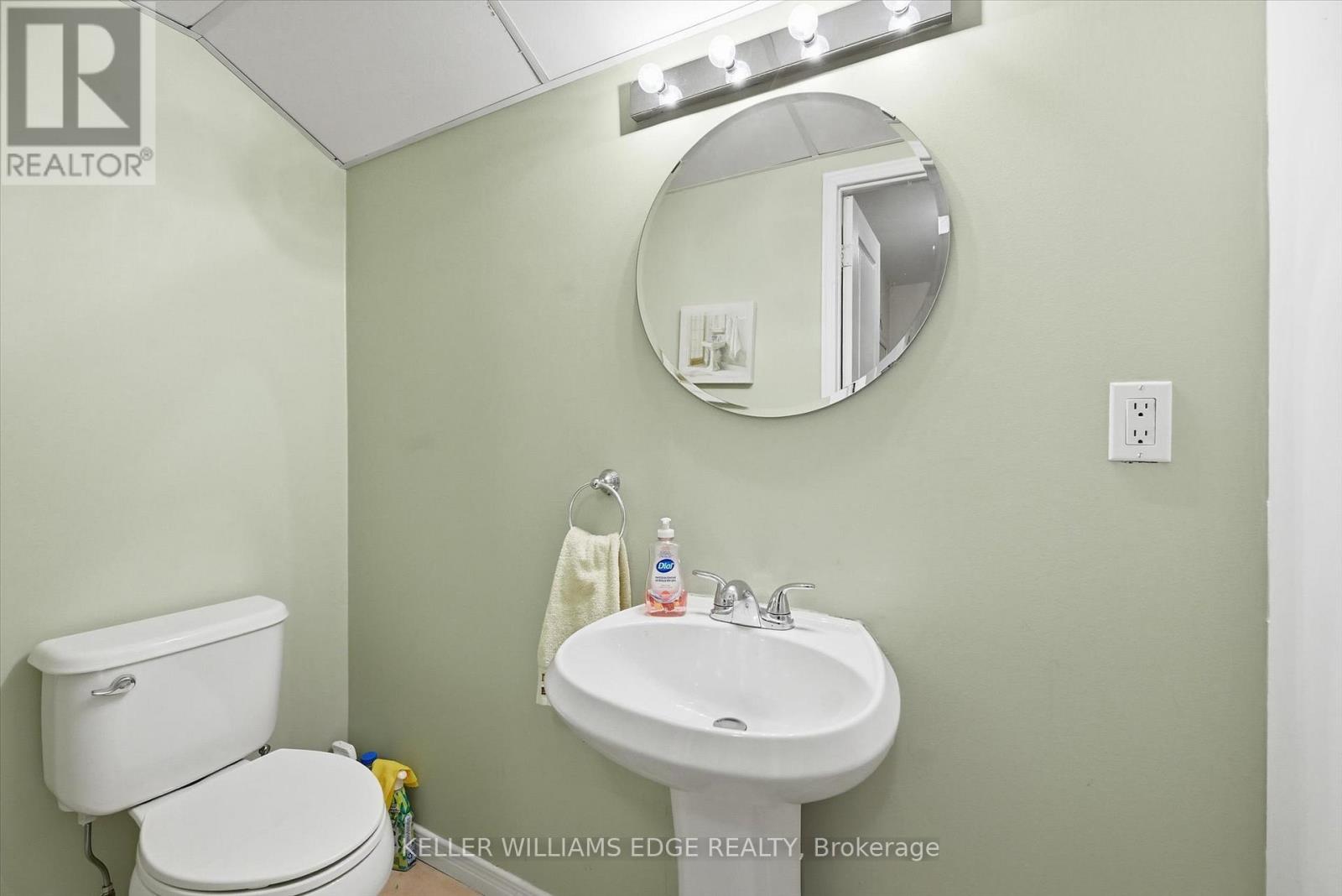 38 Grindstone Way, Hamilton, Ontario  L9H 7B7 - Photo 32 - X12736318