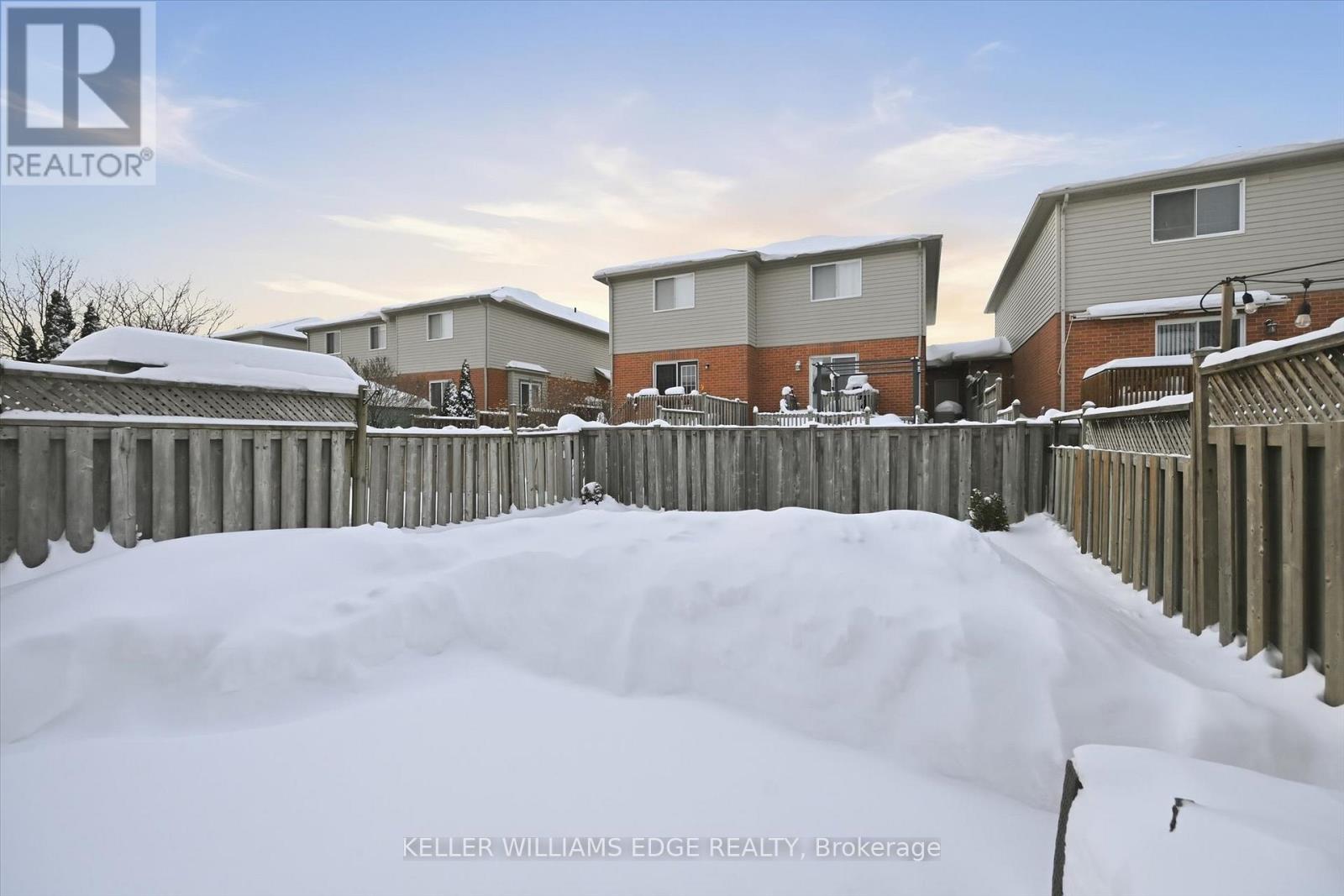 38 Grindstone Way, Hamilton, Ontario  L9H 7B7 - Photo 39 - X12736318