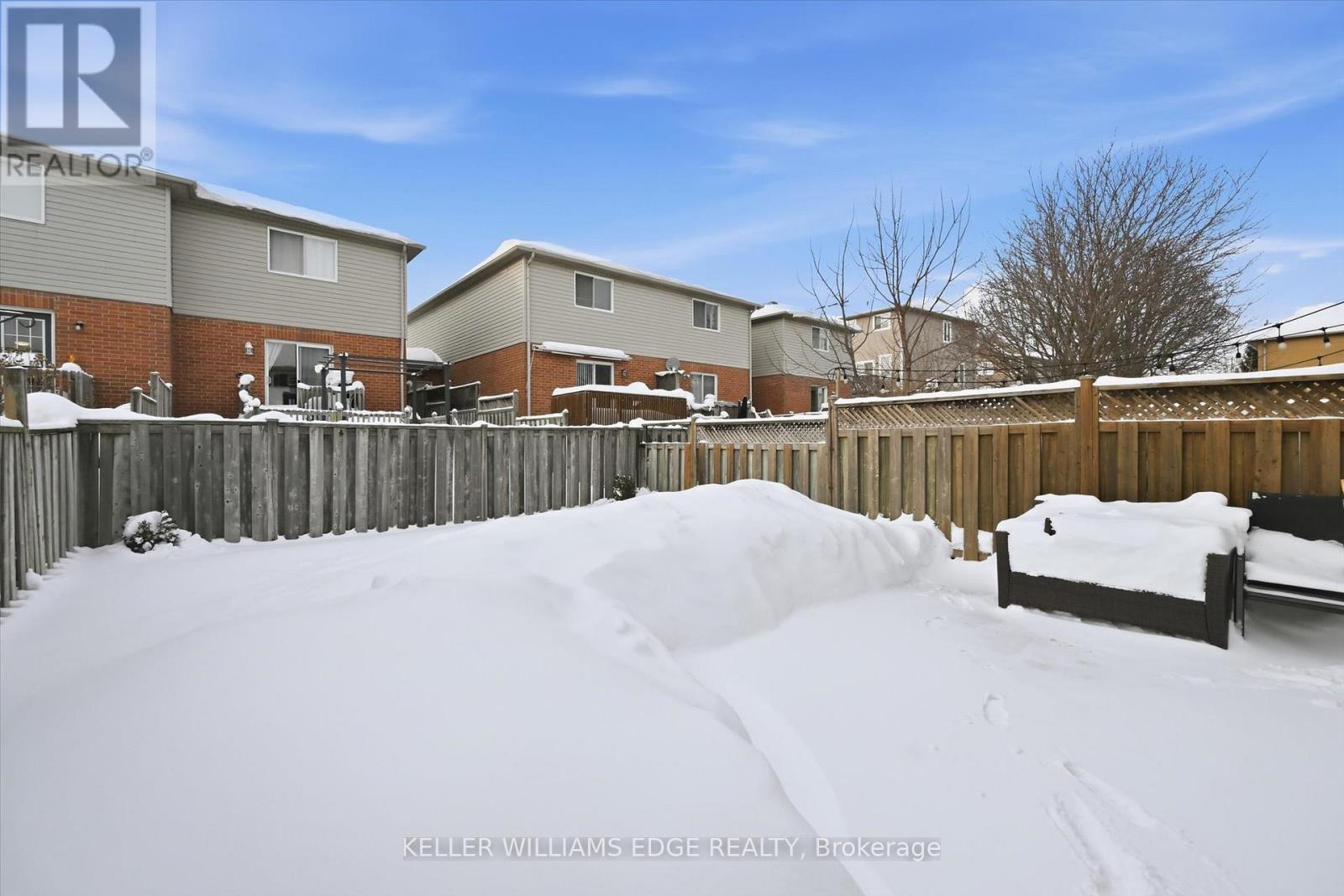 38 Grindstone Way, Hamilton, Ontario  L9H 7B7 - Photo 40 - X12736318