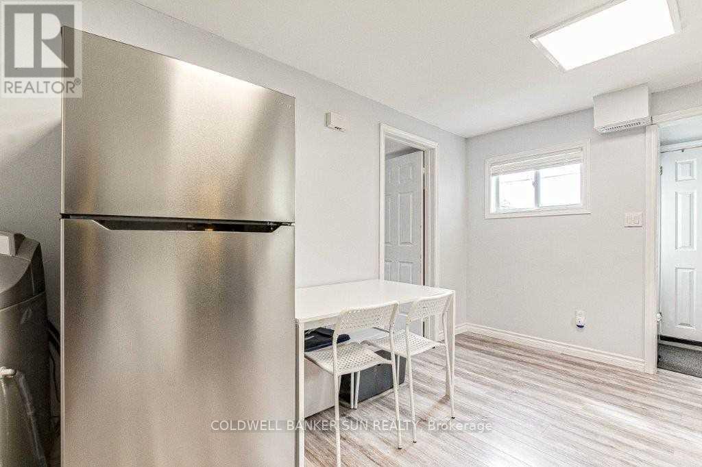 888 Nellis Street, Woodstock, Ontario  N4S 4C5 - Photo 8 - X12736402