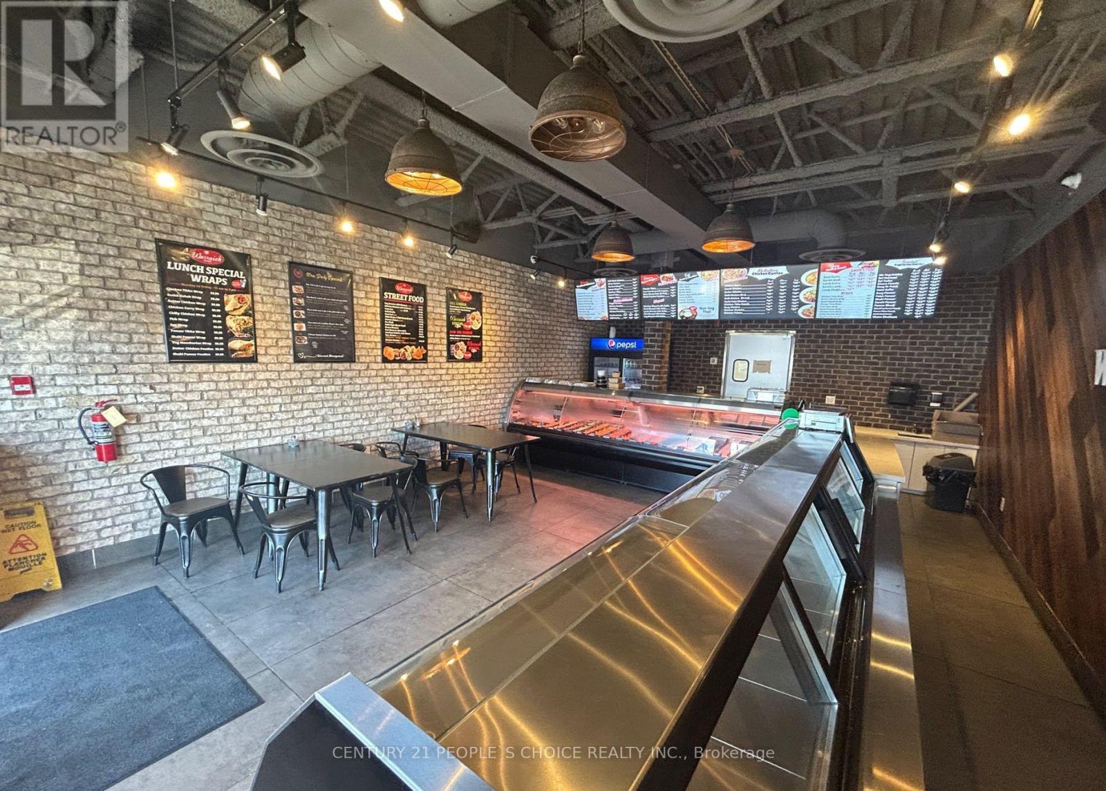 # 2 - 40 CENTENNIAL PARKWAY N, Hamilton, Ontario