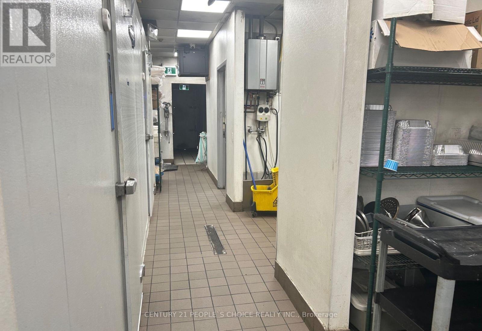 # 2 - 40 Centennial Parkway N, Hamilton, Ontario  L8E 1H6 - Photo 11 - X12736480