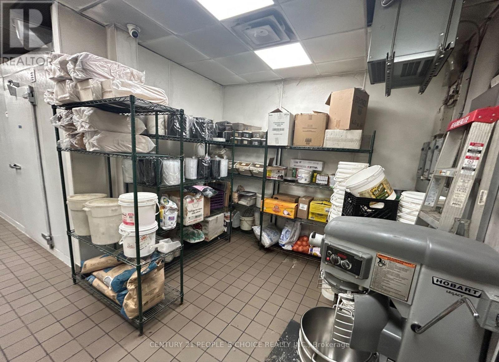 # 2 - 40 Centennial Parkway N, Hamilton, Ontario  L8E 1H6 - Photo 6 - X12736480