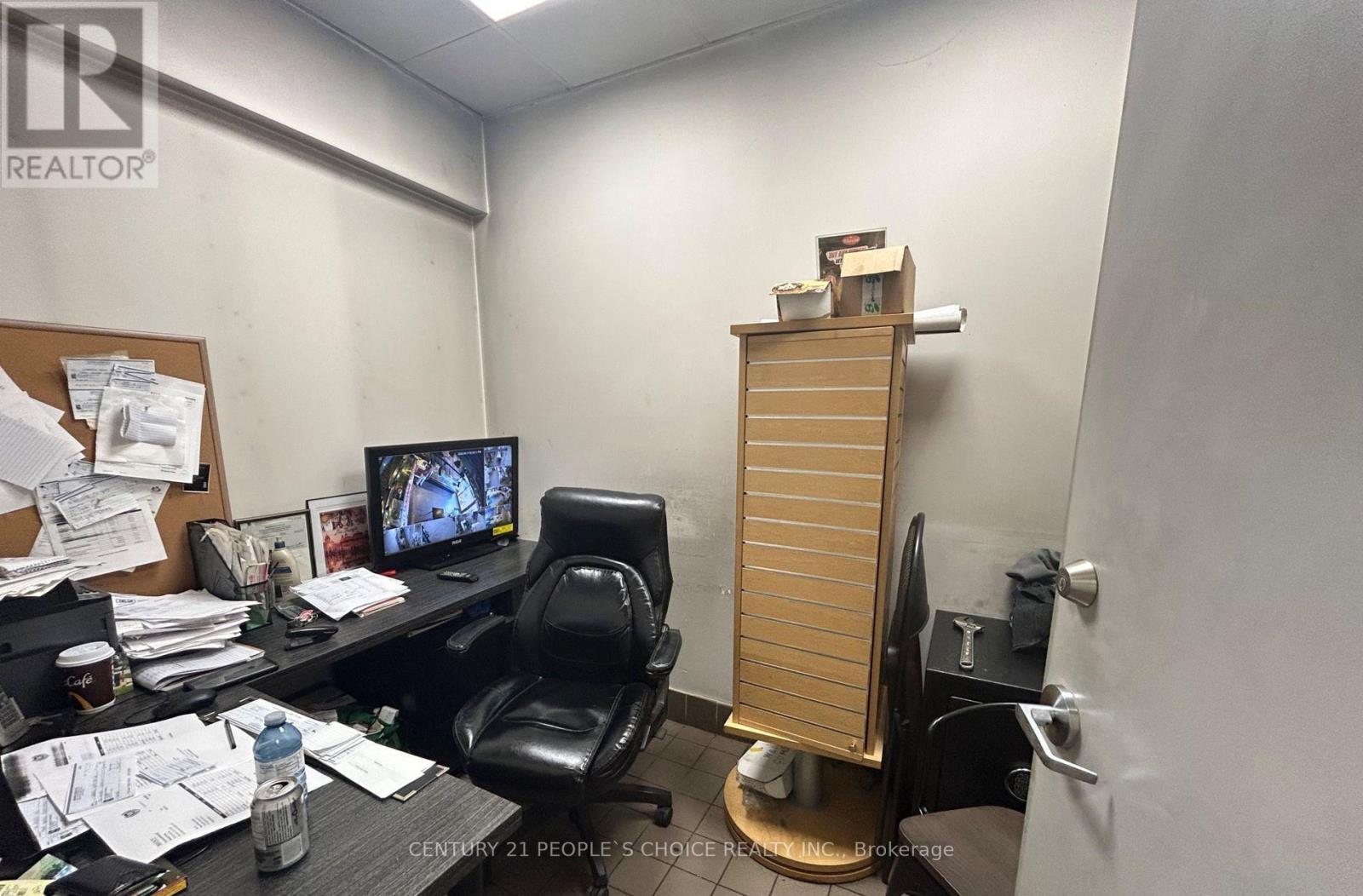 # 2 - 40 Centennial Parkway N, Hamilton, Ontario  L8E 1H6 - Photo 7 - X12736480