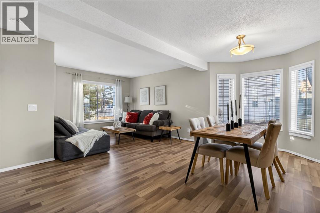 109 Bedford Manor Ne, Calgary, Alberta  T3K 4B8 - Photo 6 - A2274888