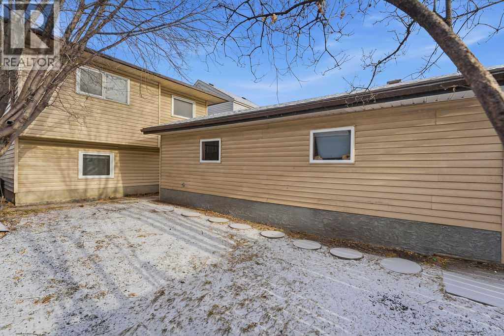 132 Riverglen Crescent Se, Calgary, Alberta  T2C 3H5 - Photo 35 - A2281535