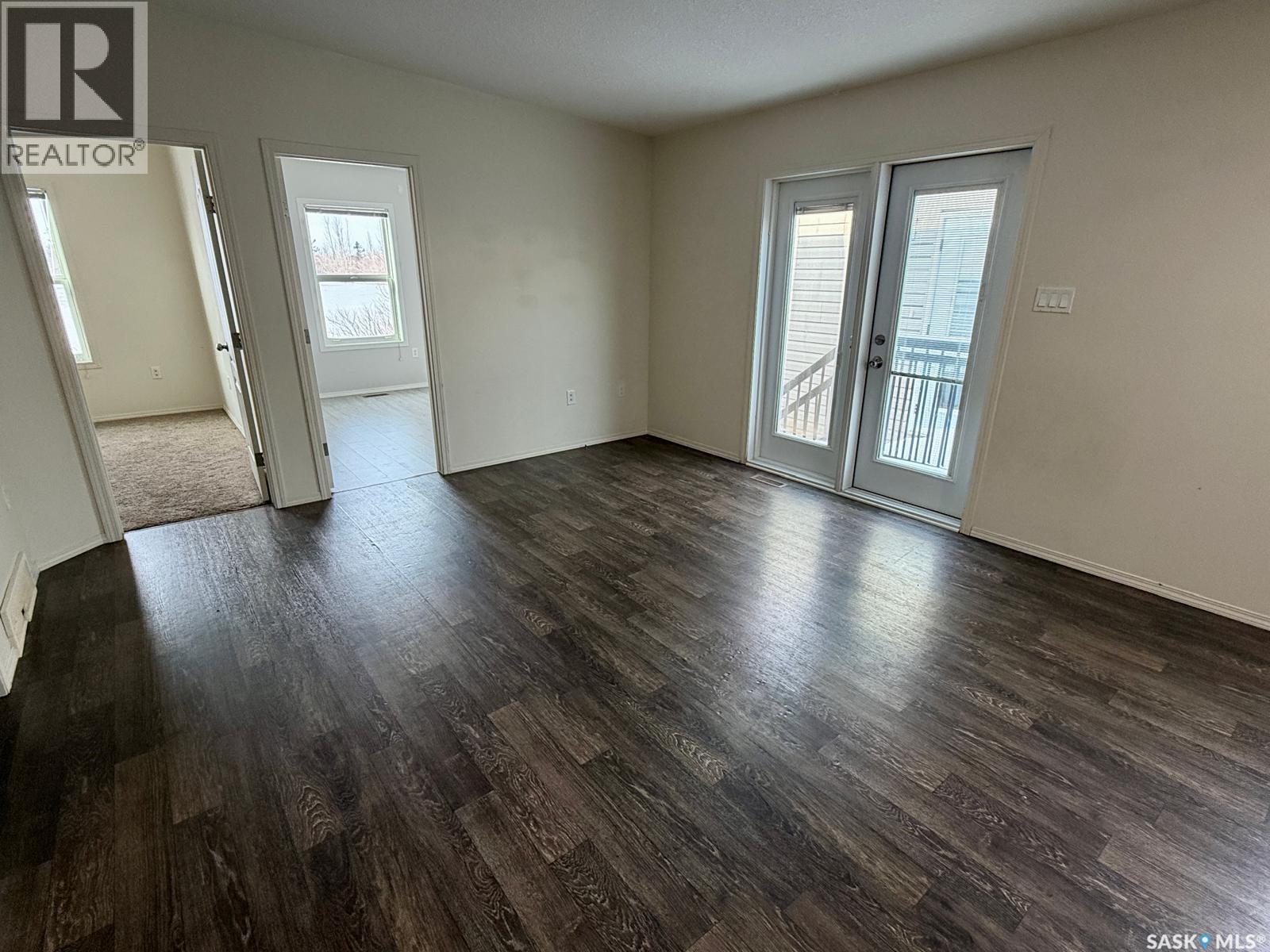 181 Chateau Crescent, Pilot Butte, Saskatchewan  S0G 3Z0 - Photo 2 - SK027550