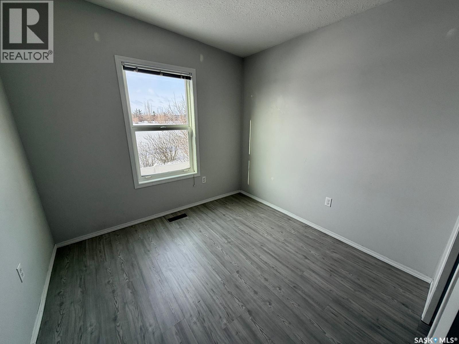 181 Chateau Crescent, Pilot Butte, Saskatchewan  S0G 3Z0 - Photo 7 - SK027550