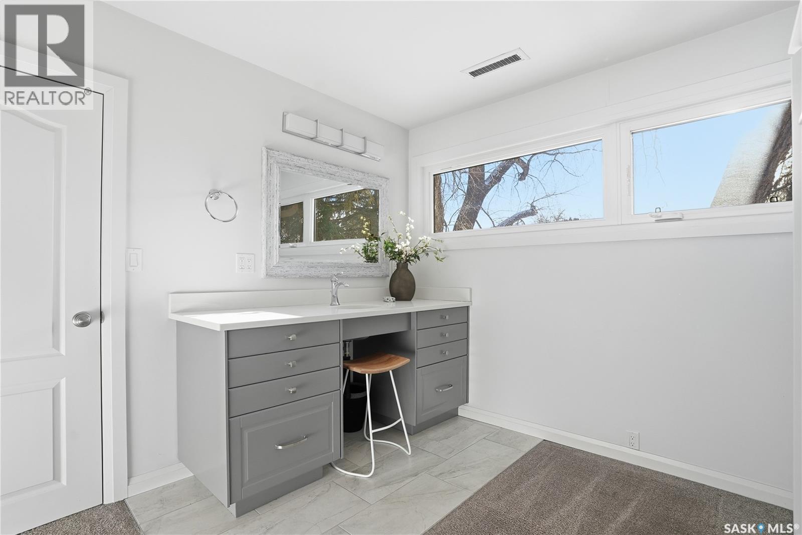 315 Isabella Street E, Saskatoon, Saskatchewan  S7J 0B5 - Photo 35 - SK027539