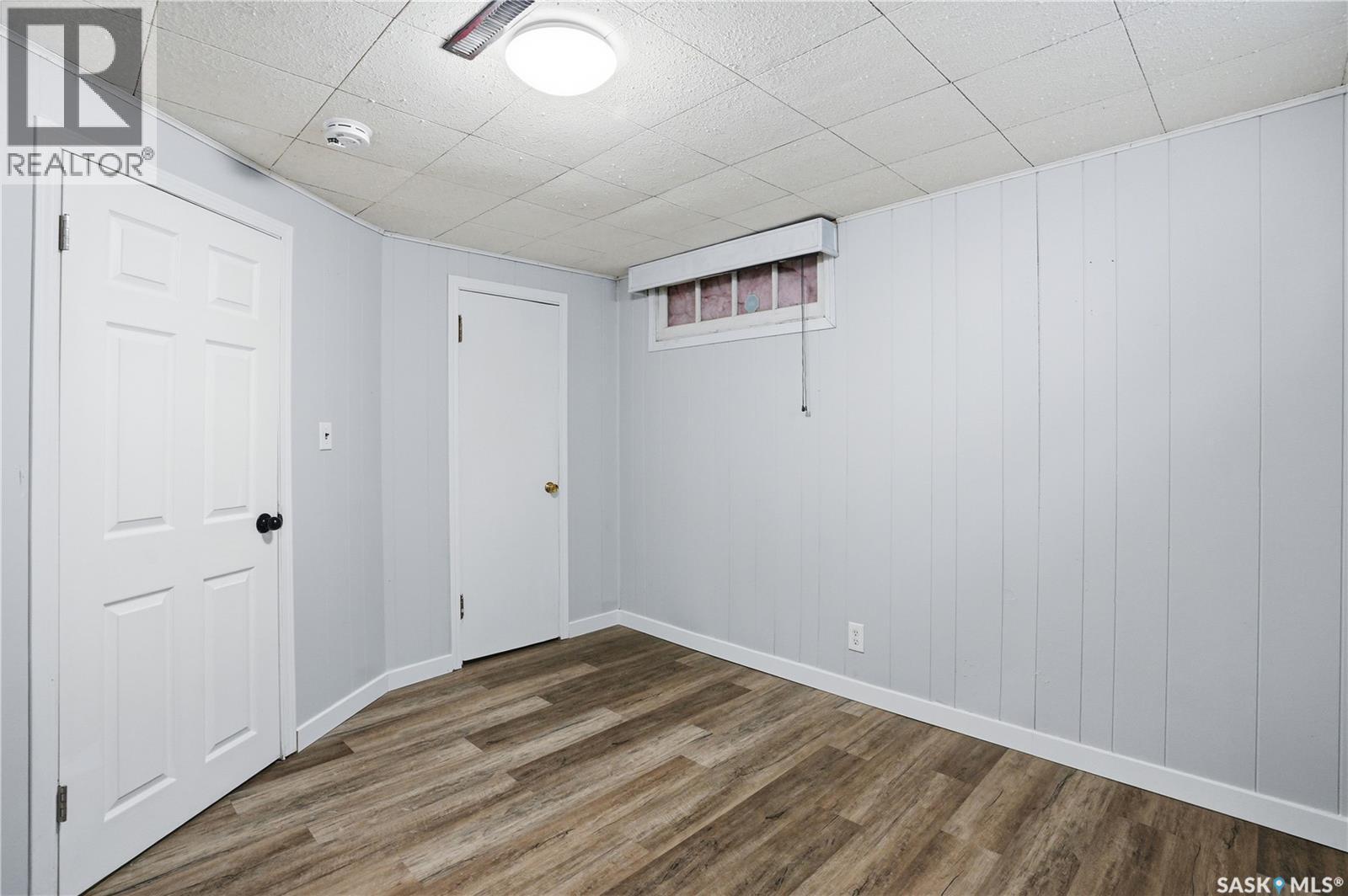 1910 Ewart Avenue, Saskatoon, Saskatchewan  S7J 1X7 - Photo 32 - SK027459