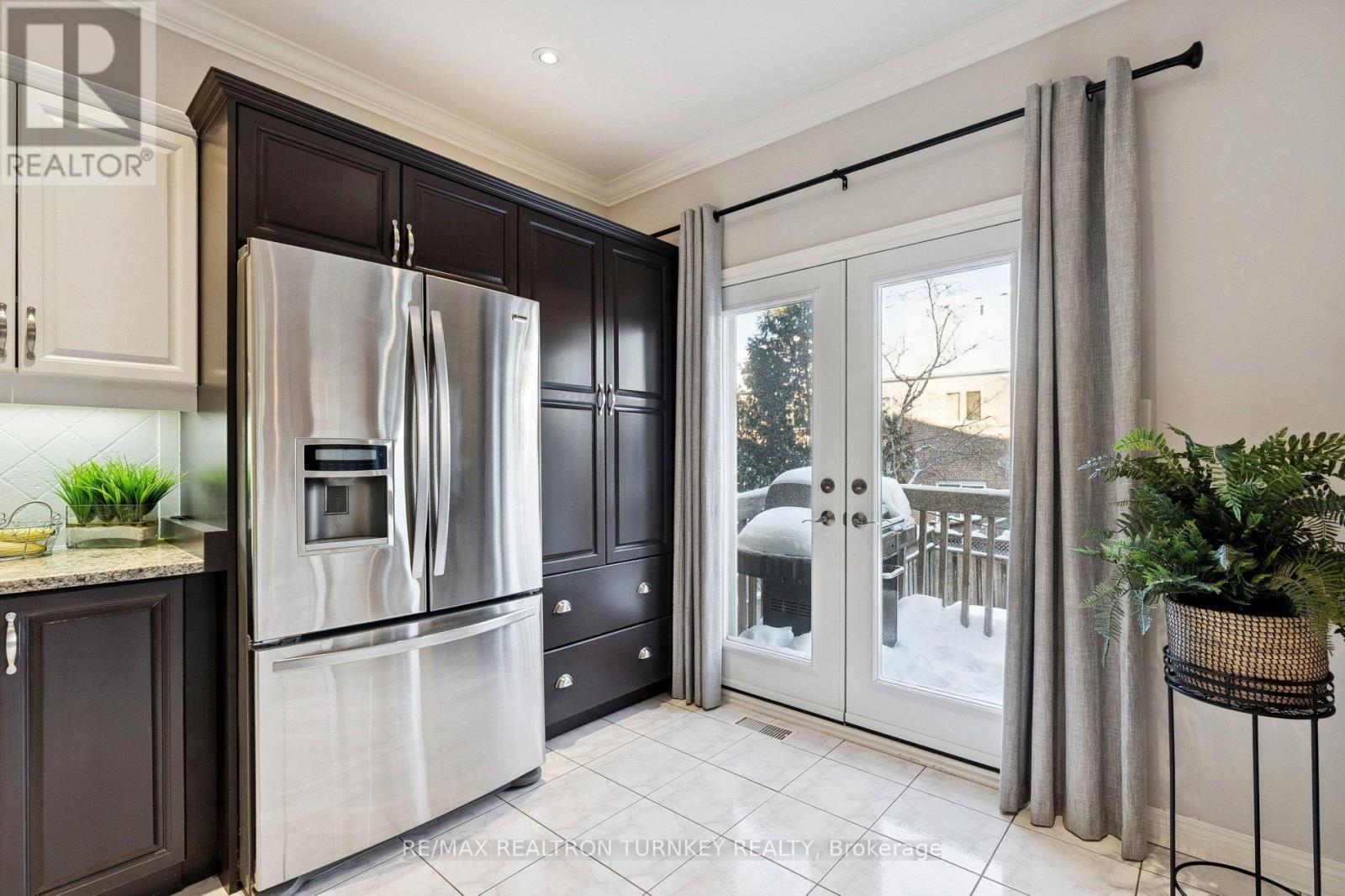 407 Seneca Court, Newmarket, Ontario  L3X 2C8 - Photo 18 - N12735918