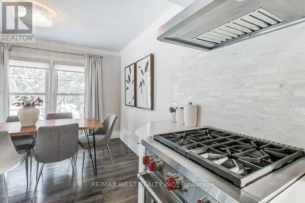 195 Berry Road, Toronto, Ontario  M8Y 1X2 - Photo 17 - W12736300