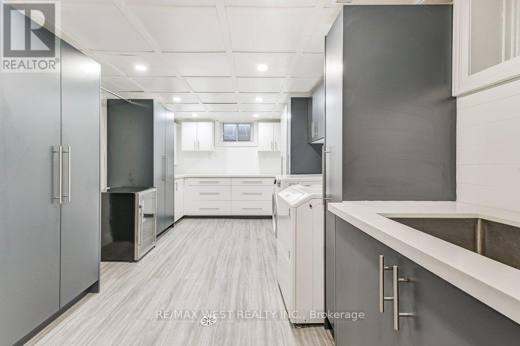 195 Berry Road, Toronto, Ontario  M8Y 1X2 - Photo 25 - W12736300