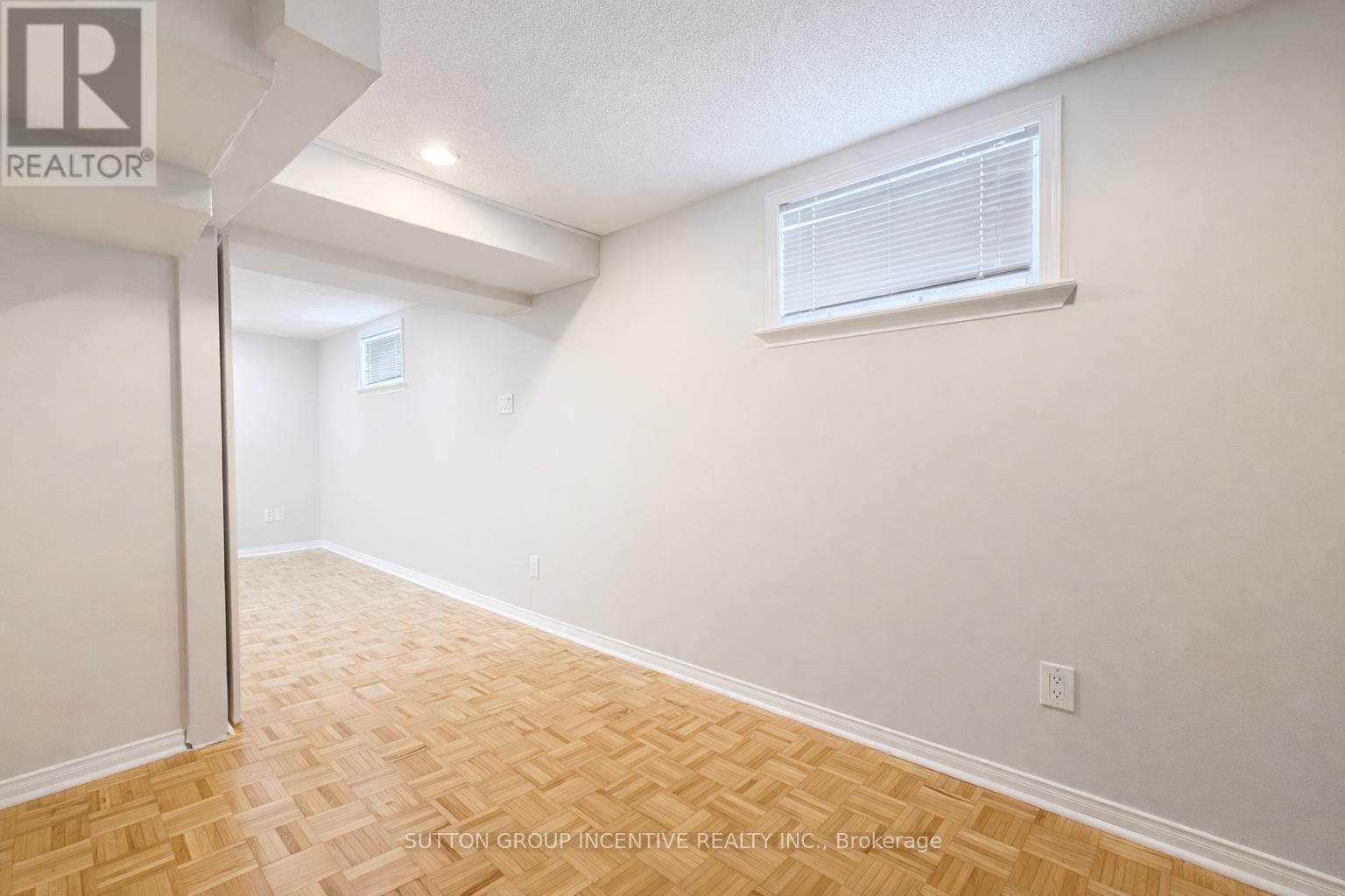 65 Barrhead Crescent, Toronto, Ontario  M9W 3Z8 - Photo 19 - W12736486