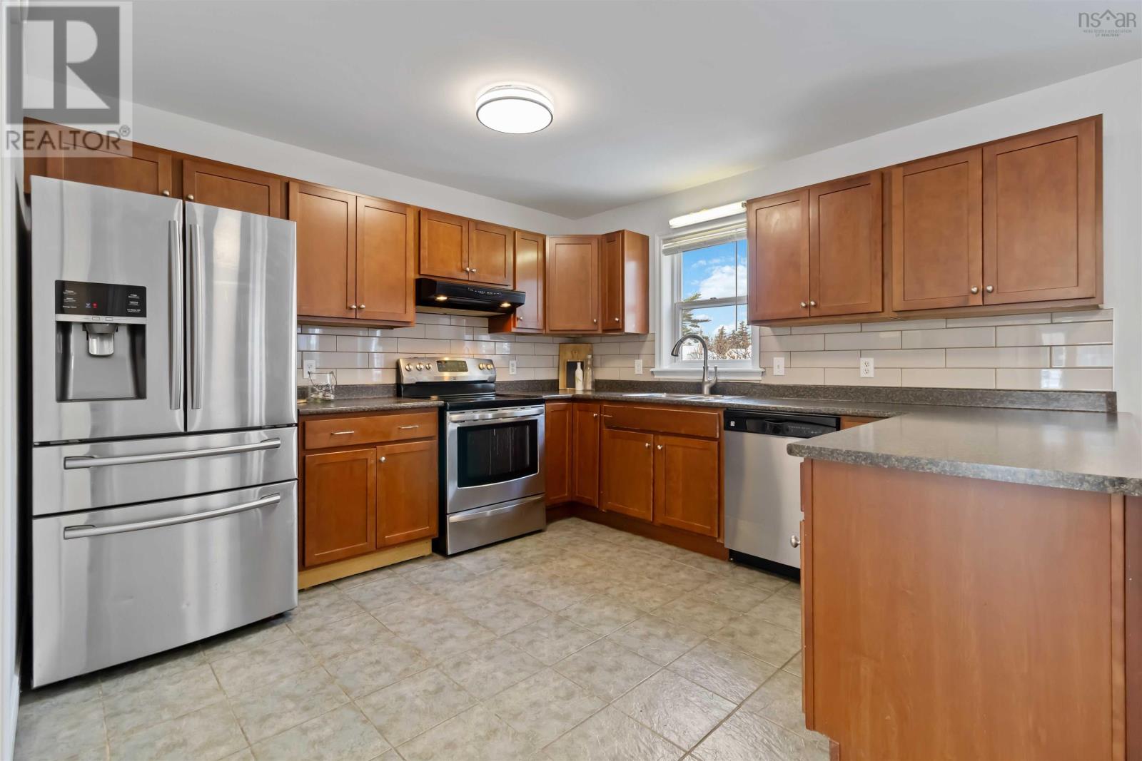 3 Binnacle Court, Bedford, Nova Scotia  B4A 4A3 - Photo 11 - 202601613