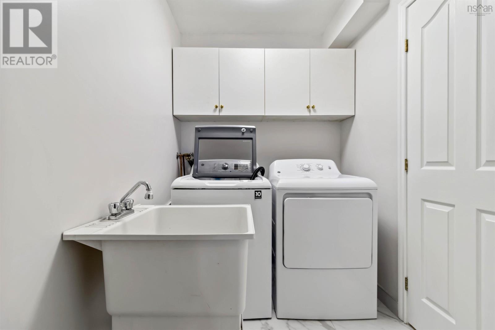 3 Binnacle Court, Bedford, Nova Scotia  B4A 4A3 - Photo 45 - 202601613