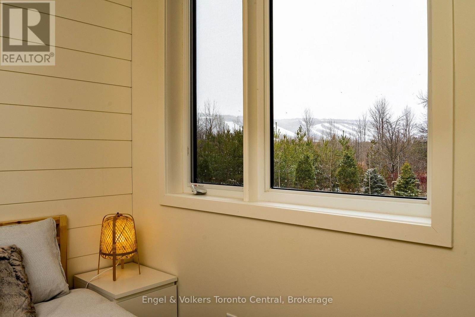 105 - 12 Beausoleil Lane, Blue Mountains, Ontario L9Y 2X5 - Photo 22 - X12736512