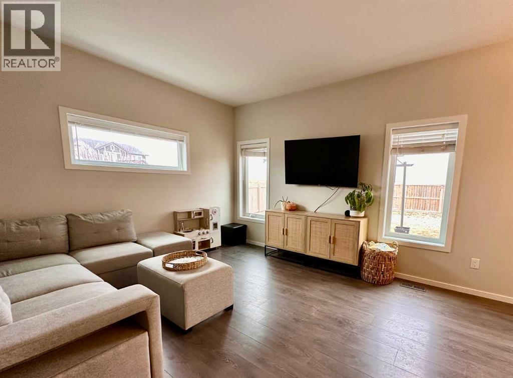 802 Miners Boulevard W, Lethbridge, Alberta  T1J 5L1 - Photo 8 - A2281137