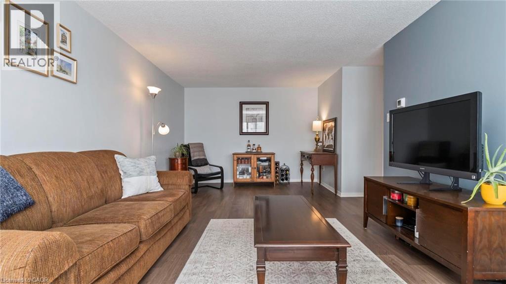 570 Proudfoot Lane Unit# 902, London, Ontario  N6H 4Z1 - Photo 8 - 40801469