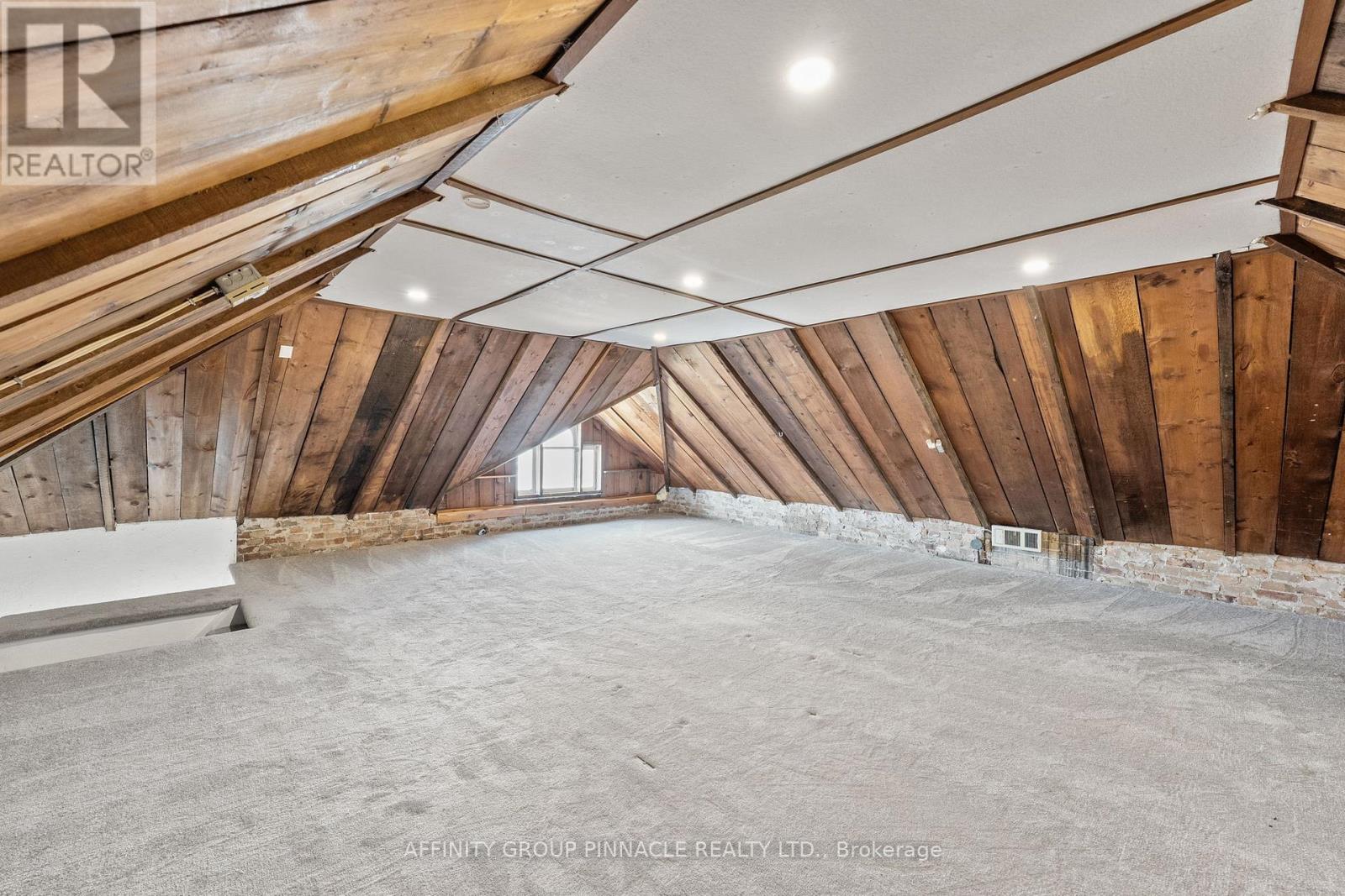 255 Kent Street W, Kawartha Lakes, Ontario  K9V 2Z4 - Photo 29 - X12736532