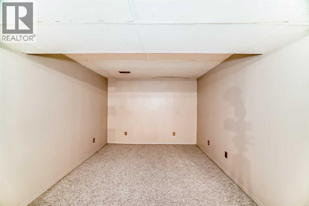 13, 228 Theodore Place Nw, Calgary, Alberta  T2K 5S1 - Photo 37 - A2281572