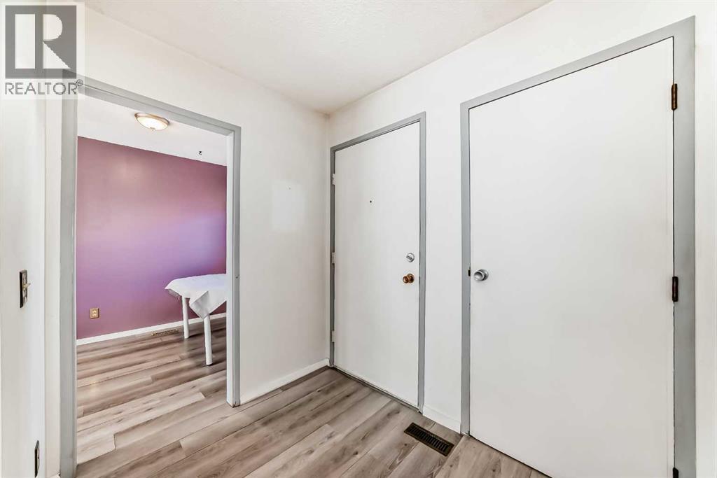 13, 228 Theodore Place Nw, Calgary, Alberta  T2K 5S1 - Photo 4 - A2281572