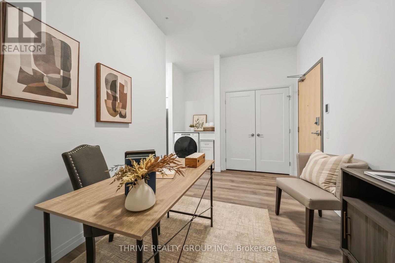 211 - 373 Hill Street, London South, Ontario  N6B 1E3 - Photo 4 - X12736534