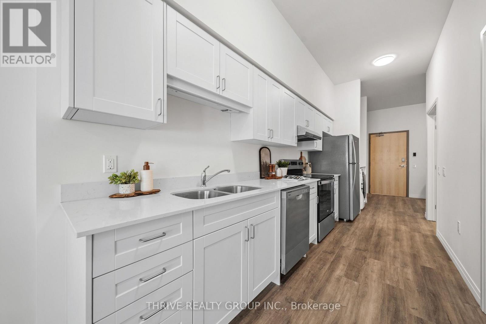 204 - 373 Hill Street, London South, Ontario  N6B 1E3 - Photo 13 - X12736544