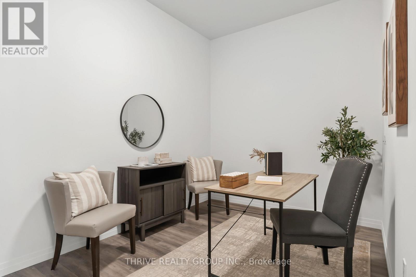 204 - 373 Hill Street, London South, Ontario  N6B 1E3 - Photo 3 - X12736544