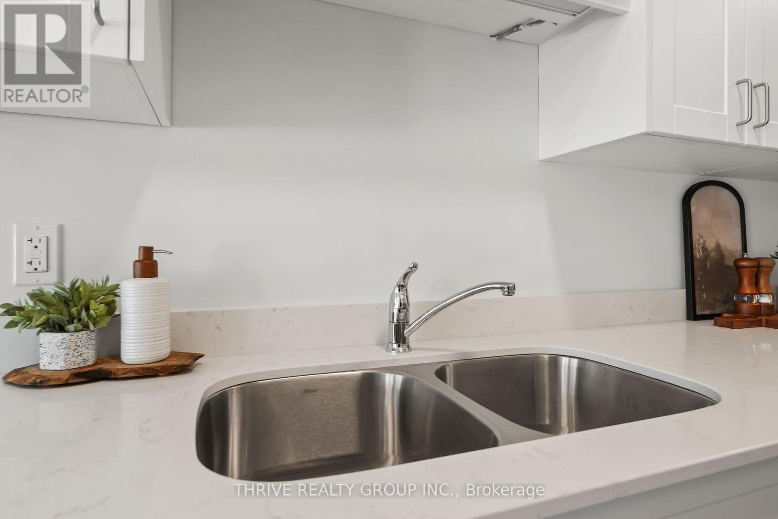 201 - 373 Hill Street, London South, Ontario  N6B 1E3 - Photo 12 - X12736548