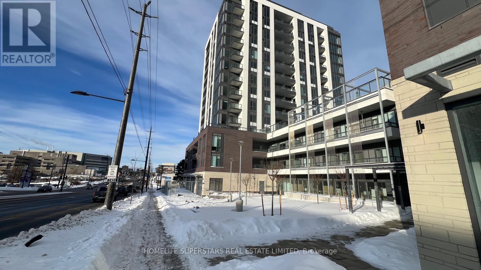 806 - 705 DAVIS DRIVE, Newmarket, Ontario