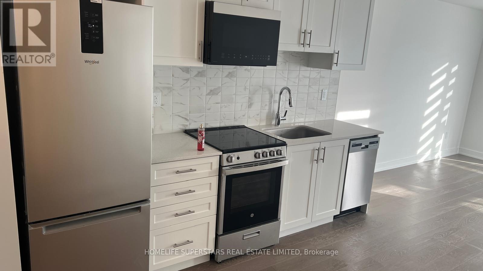 806 - 705 Davis Drive, Newmarket, Ontario  L3Y 0J1 - Photo 12 - N12721874