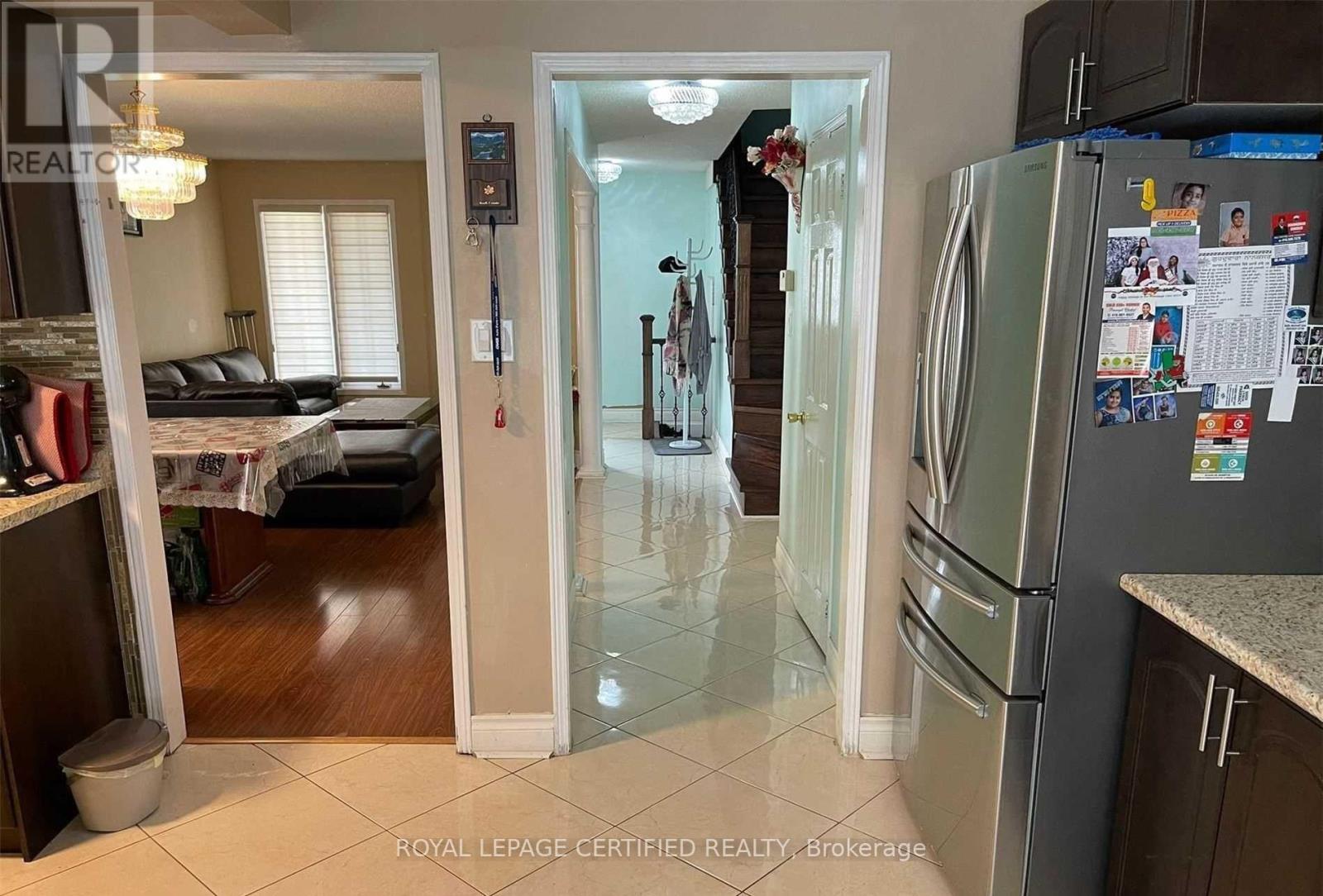 66 Tumbleweed Trail, Brampton, Ontario  L6Y 4Z9 - Photo 10 - W12721700