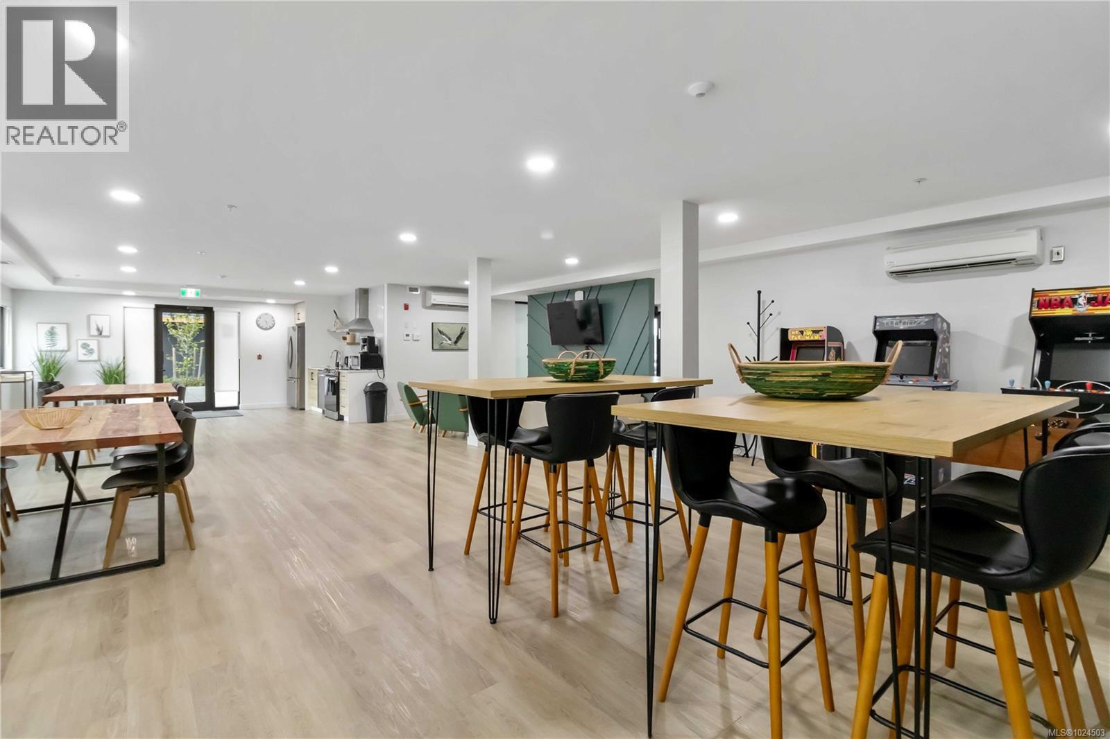 206 2469 Gateway Rd, Langford, British Columbia  V9B 6R7 - Photo 31 - 1024503