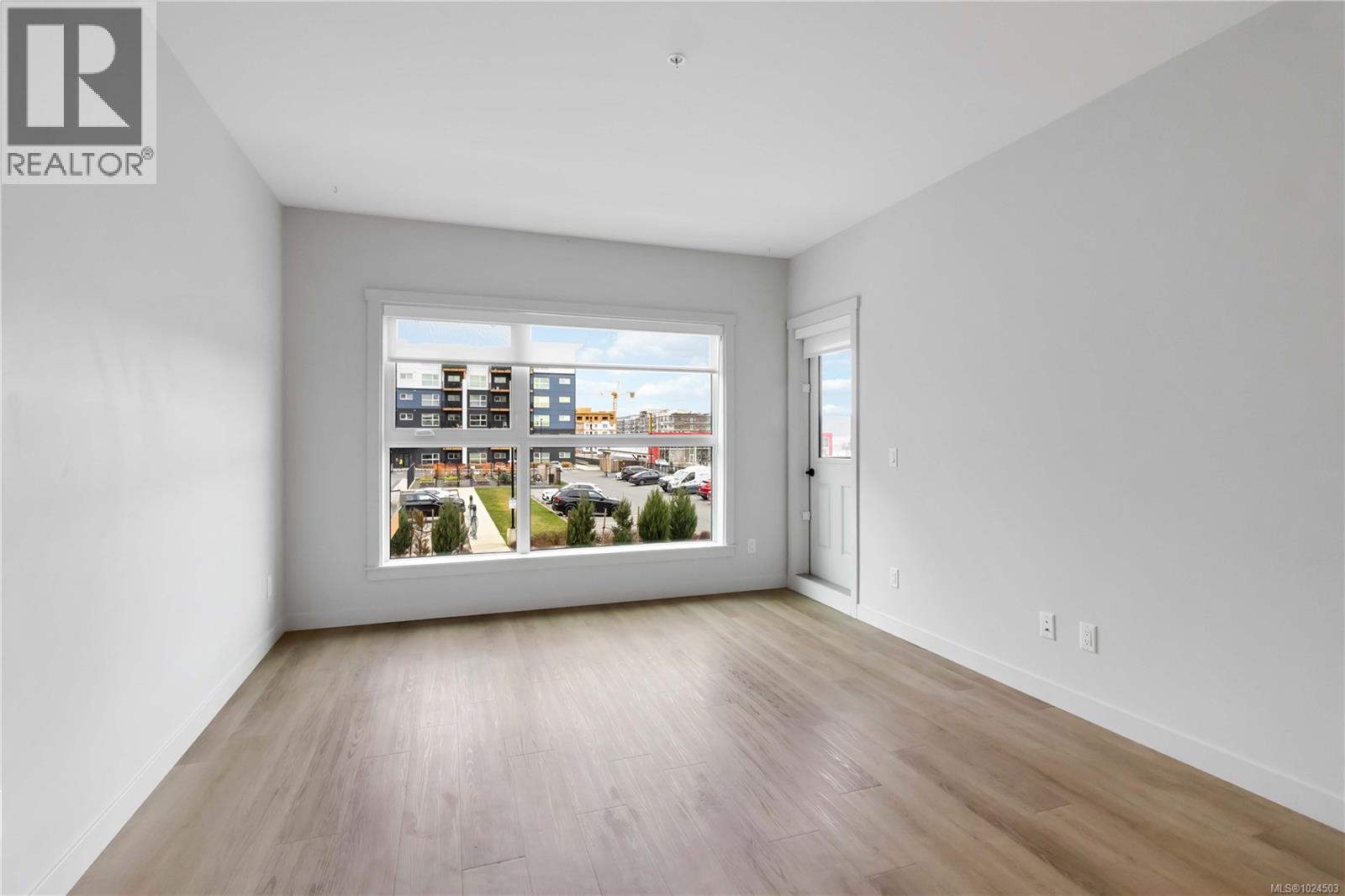 206 2469 Gateway Rd, Langford, British Columbia  V9B 6R7 - Photo 9 - 1024503