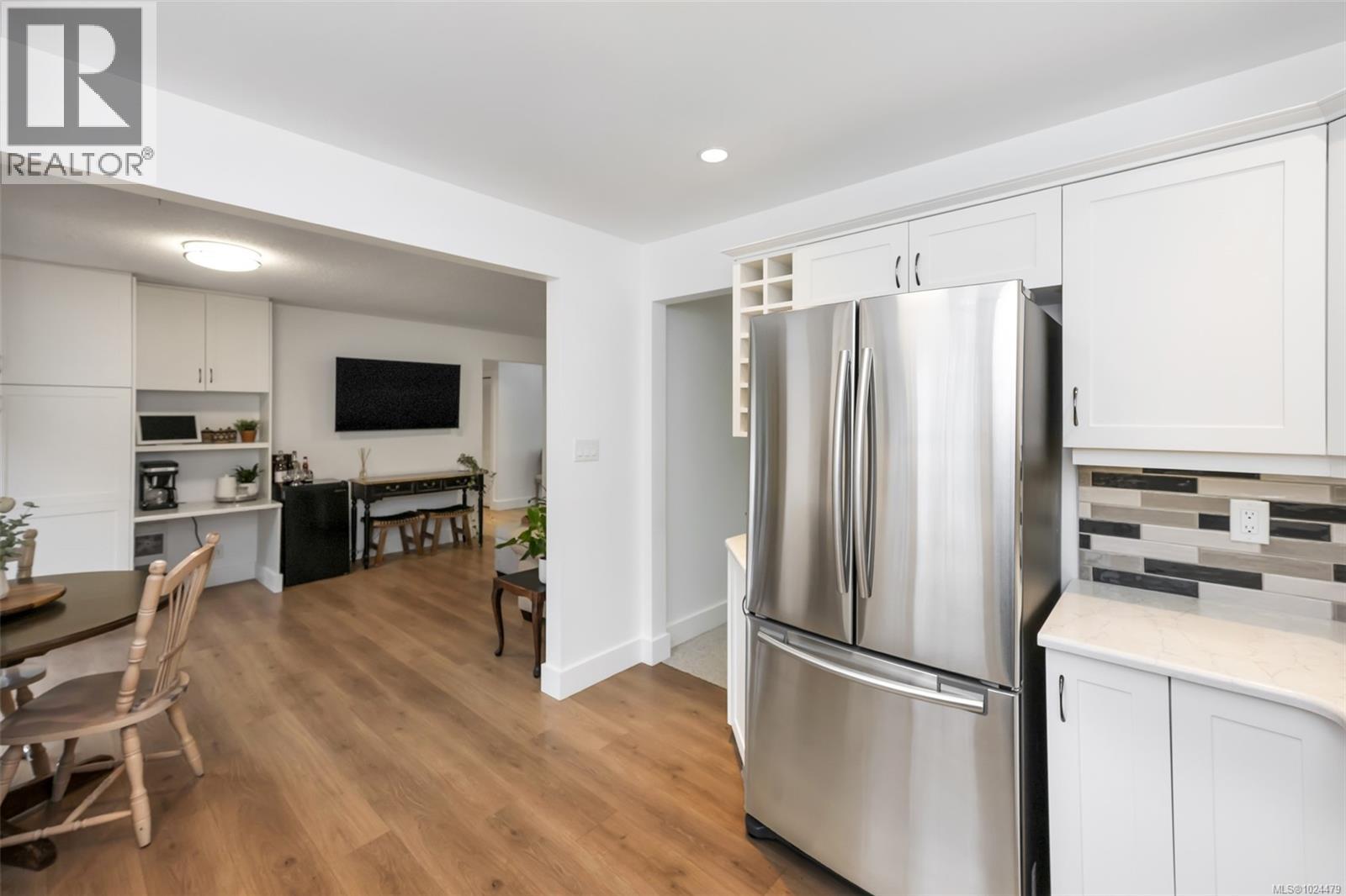 10369 Bowerbank Rd, Sidney, British Columbia  V8L 3L6 - Photo 15 - 1024479