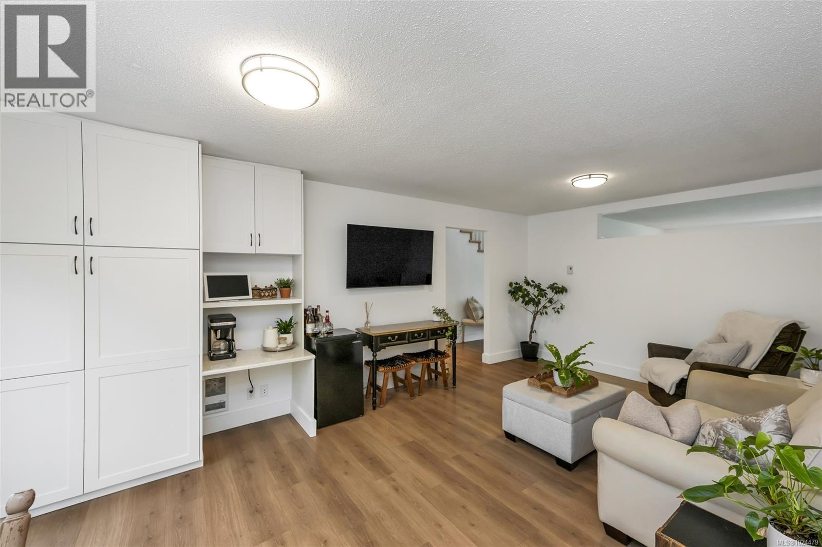 10369 Bowerbank Rd, Sidney, British Columbia  V8L 3L6 - Photo 17 - 1024479