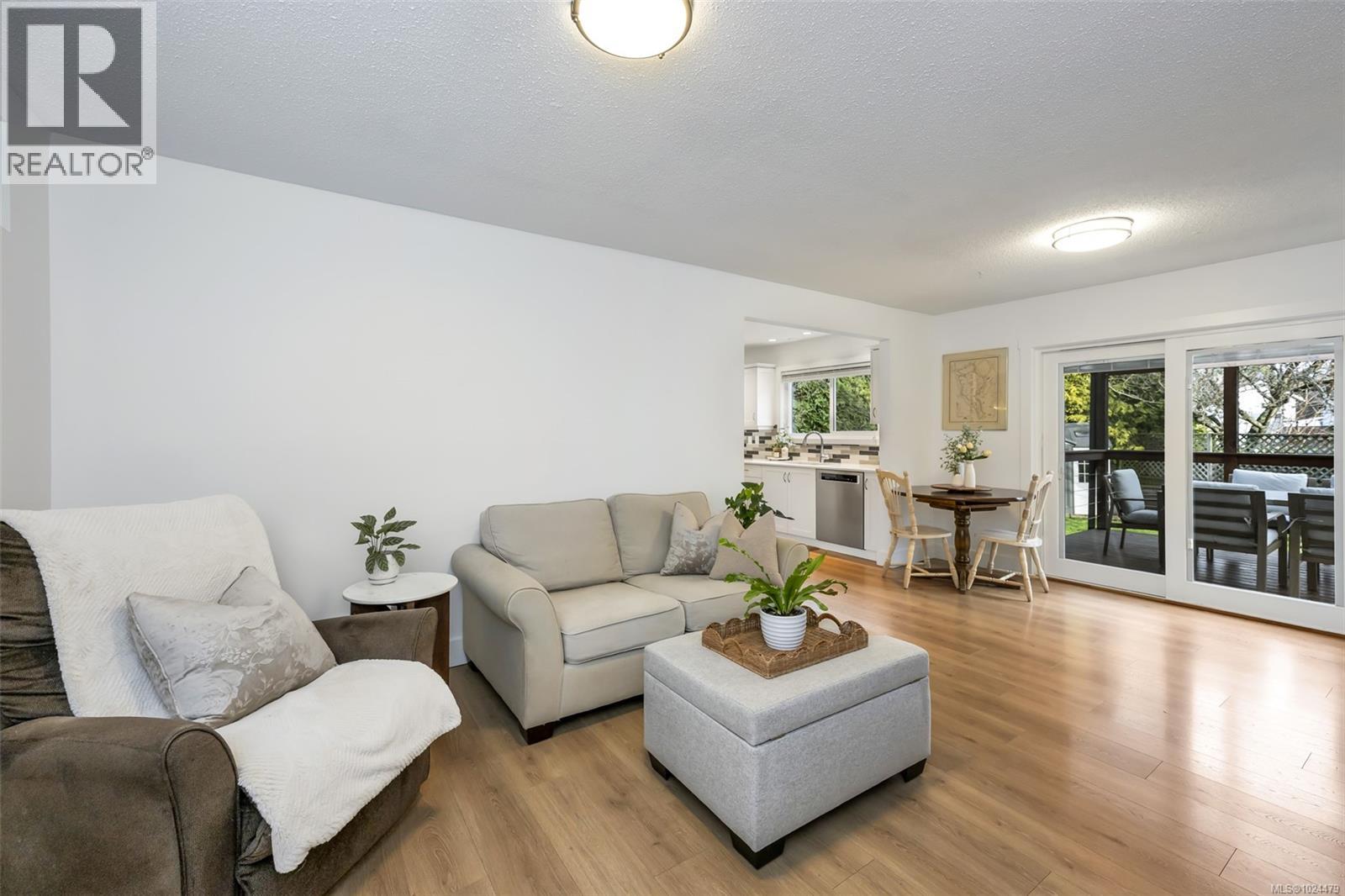 10369 Bowerbank Rd, Sidney, British Columbia  V8L 3L6 - Photo 19 - 1024479