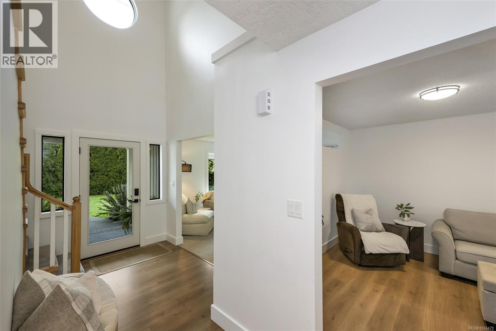 10369 Bowerbank Rd, Sidney, British Columbia  V8L 3L6 - Photo 38 - 1024479