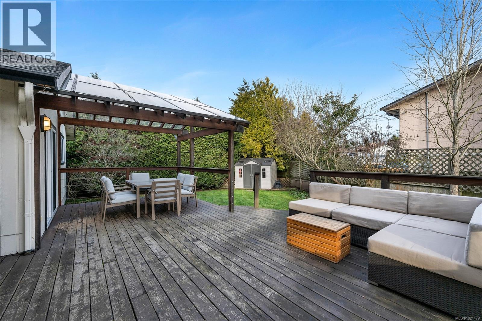 10369 Bowerbank Rd, Sidney, British Columbia  V8L 3L6 - Photo 41 - 1024479